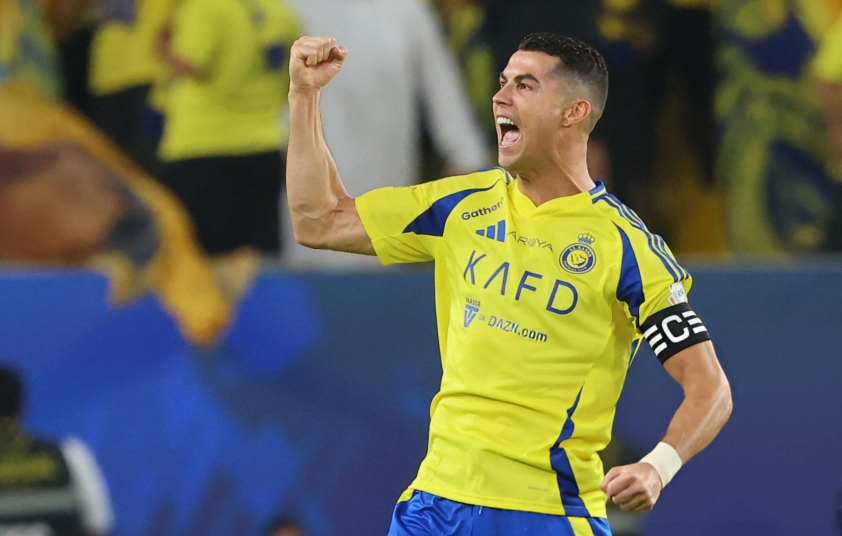 Ronaldo tỏa sáng, Al Nassr vẫn 'ngã ngựa' ngay trên sân nhà 560368