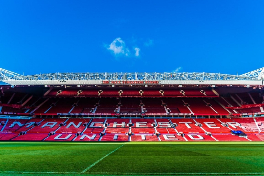 Chuột 'tung tăng' trên Old Trafford ngay giư-584466